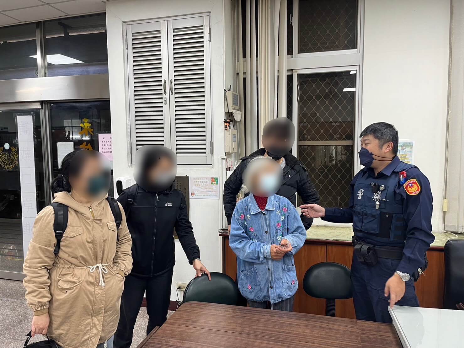 ​老婦熱衷買書迷途  家屬心慌急求警援