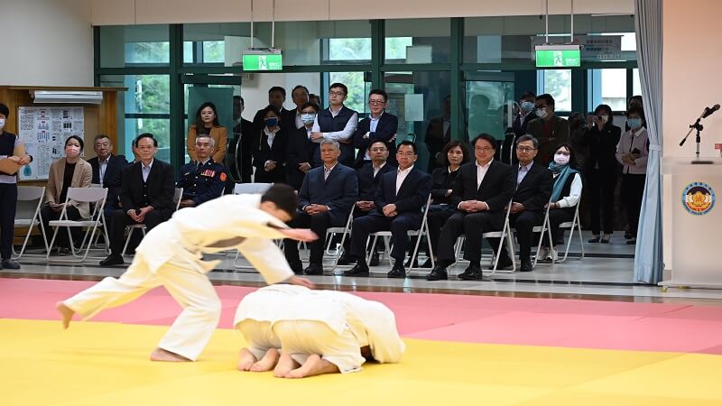 ​林右昌警大視察 全力支持添購先進儀器  培養治安幹部 