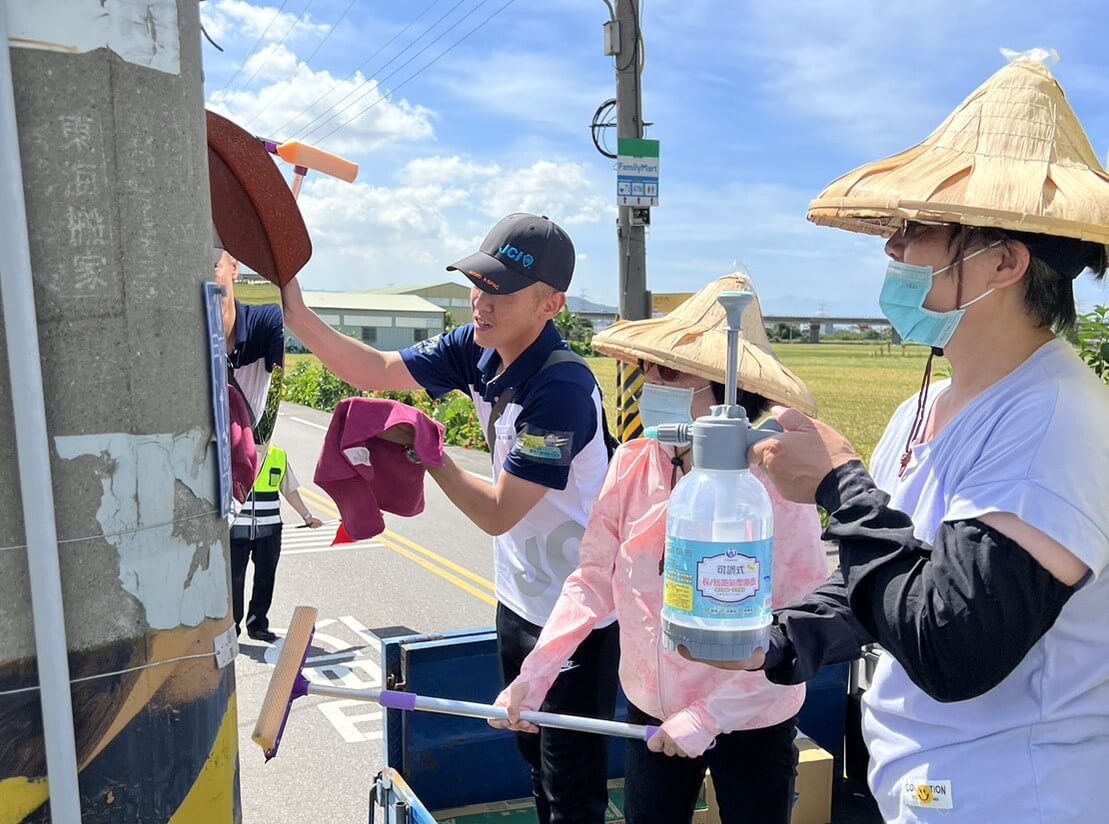 台中龍井青商會推動社會公益價值 「擦」亮世界角落 守護用路人安全