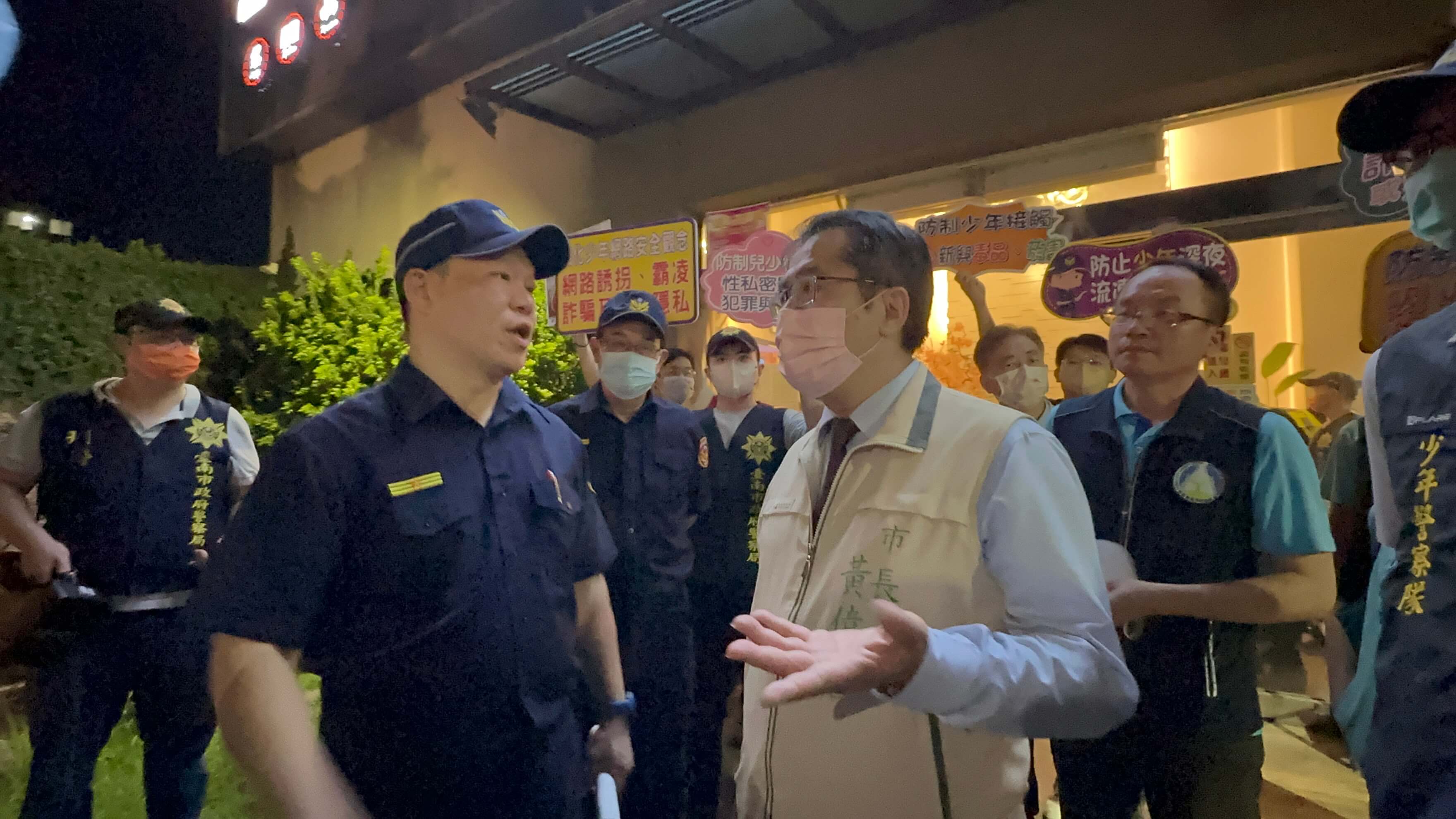 南​警五分局暑期青春專案起跑 深夜臨檢查獲毒品3件3人