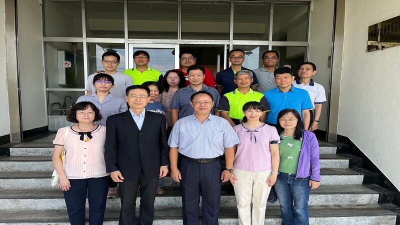 南市警保大會計室主任劉瑞麗榮陞南市府水利局專員保大同仁溫馨祝福