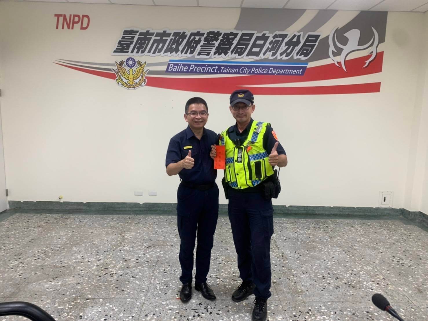 ​負氣離家欲尋短   白河暖警積極調閱監視器助團聚