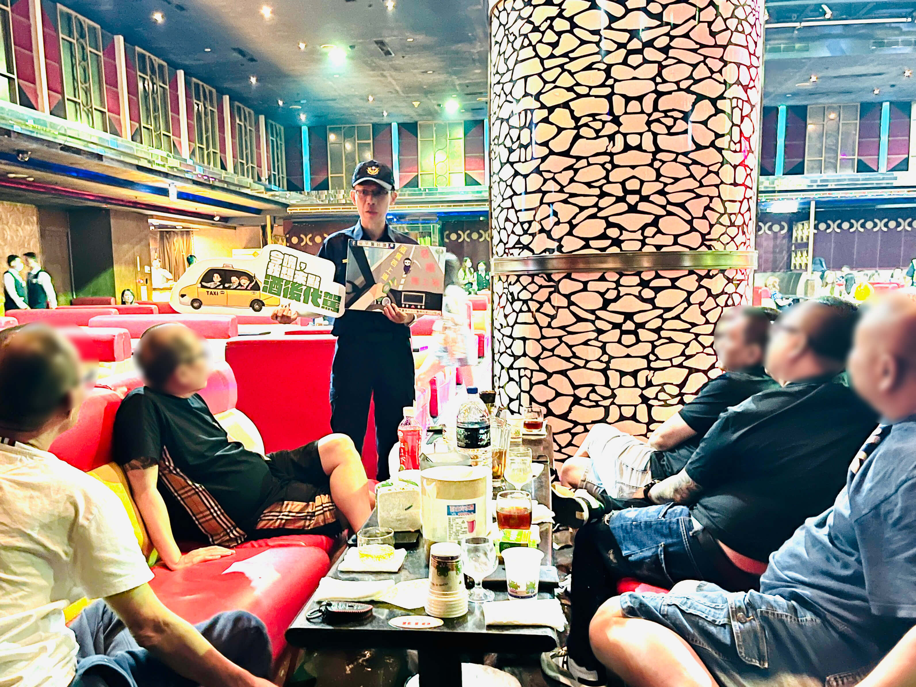 醉不上道!  ​台南安平警進入飲酒場所宣導  防制酒駕「三」管齊下 