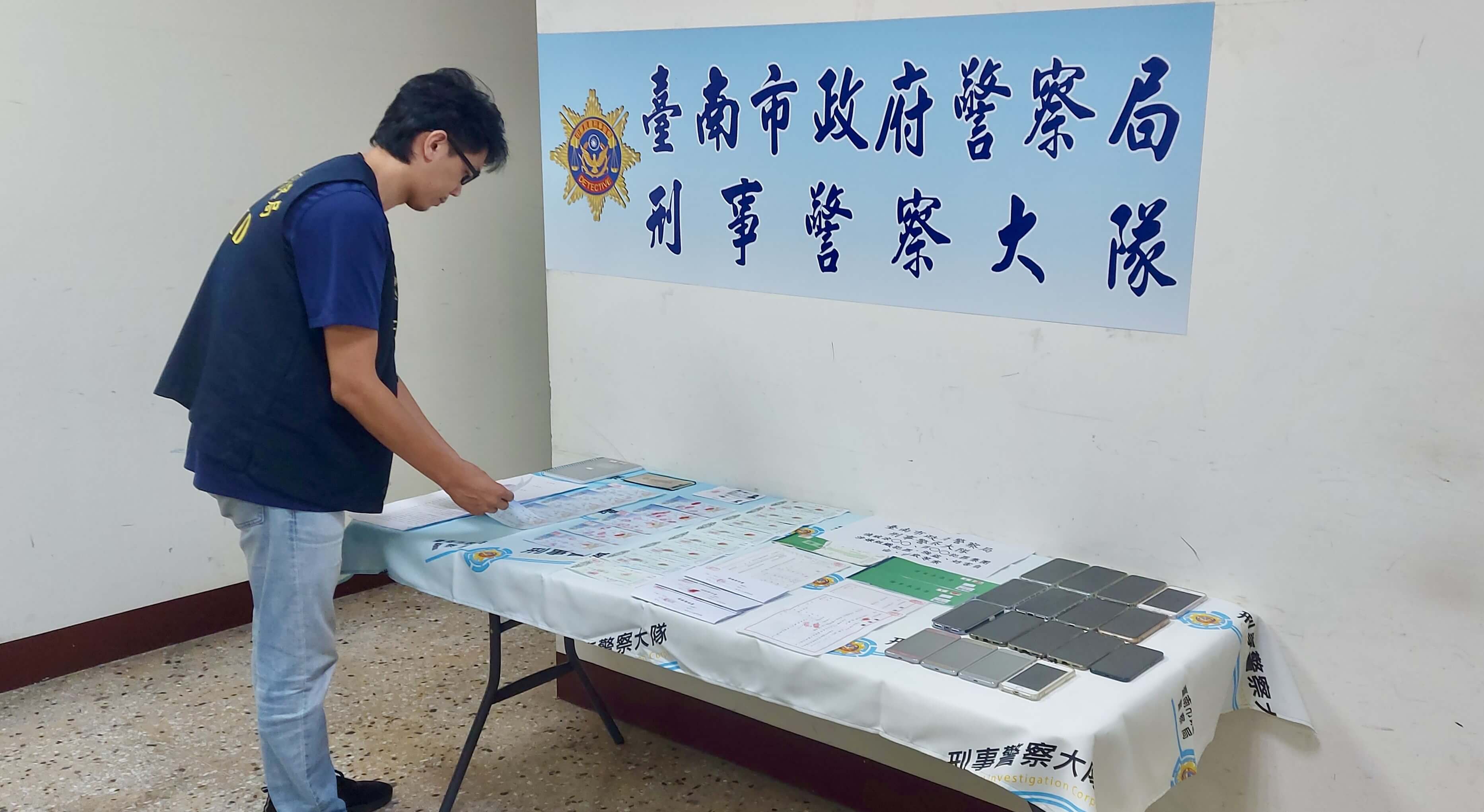 影/壓制不法氣焰! 台南警方全力掃黑、打詐、肅槍成果豐碩 逮31人、5人羈押