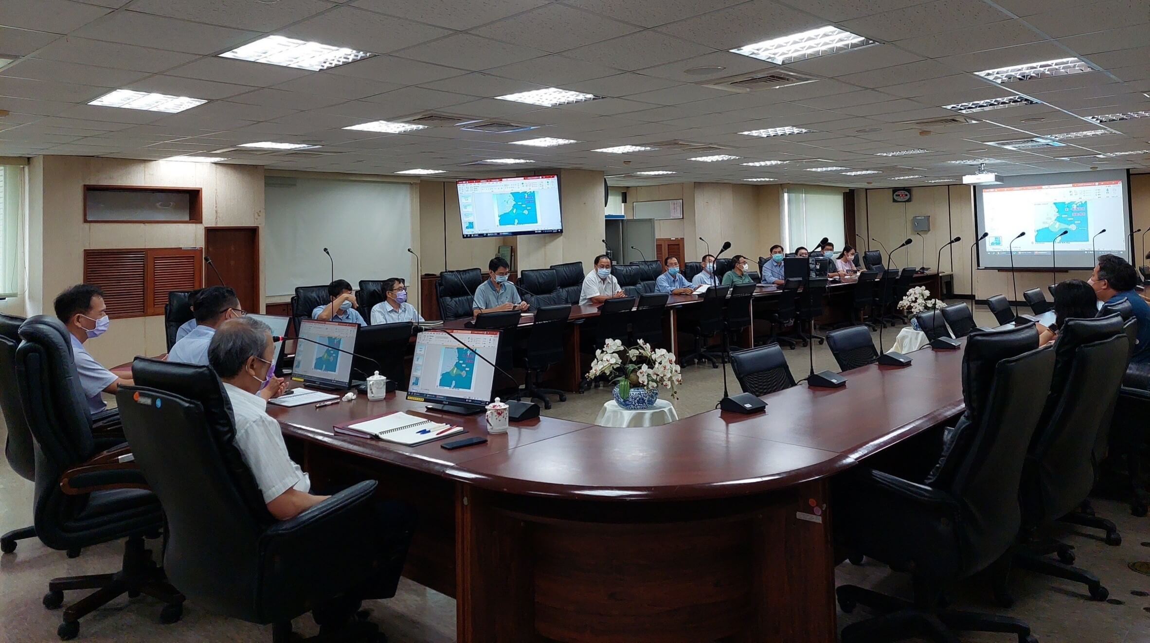 颱風「海葵」來勢洶洶  台電台南區處全力戒備防颱   籲民眾可多利用「台灣電力APP」停復電報修查詢功能