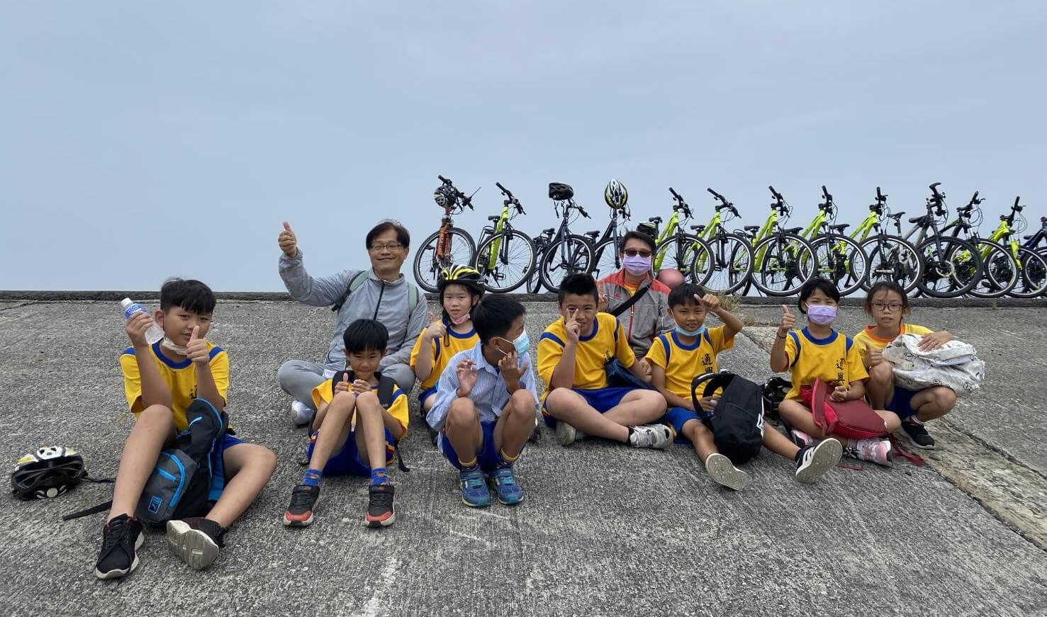 ​挑戰台灣極西點燈塔  臺南偏鄉四校聯盟  在地產業單車破風行