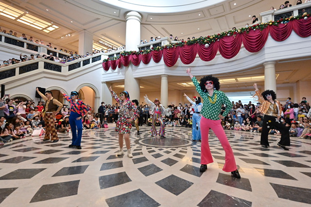   奇美聖誕週末歡樂登場 DISCO復古派對引爆熱潮 經典聖誕市集、聖誕大舞會、音樂表演、主題展覽 活動豐富目不暇給