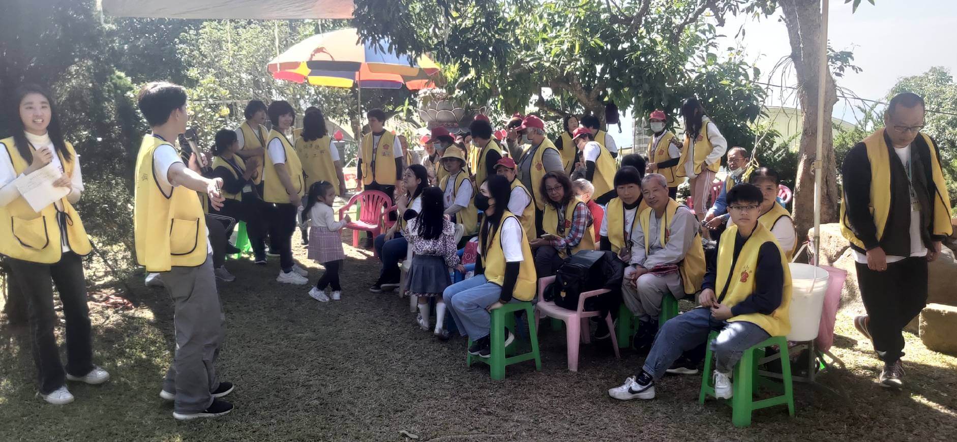 垃圾不落地、山林更美麗!   弘開愛心志工邀您一起拾起垃圾成為地球的守護者