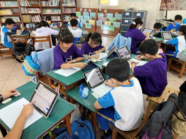 深耕能源教育 實踐零碳願景  南市博愛國小打造永續校園 獲標竿學校